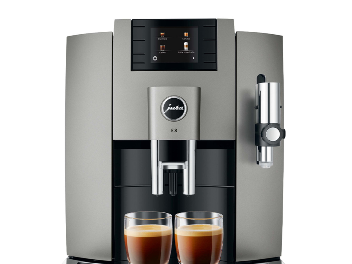 Jura E8 - in verschiedenen Varianten verfügbar
